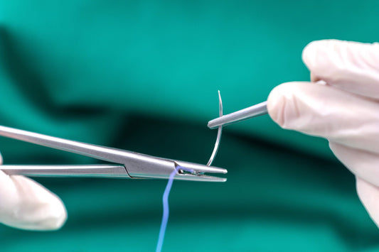 Understanding the Difference in Absorbable vs Non-Absorbable Veterinary Sutures