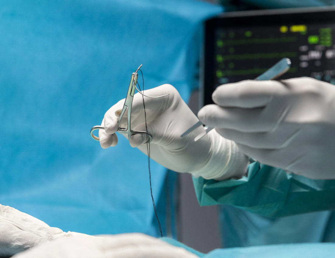 Advantages of Absorbable and Non Absorbable Sutures for Different Surgical Procedures
