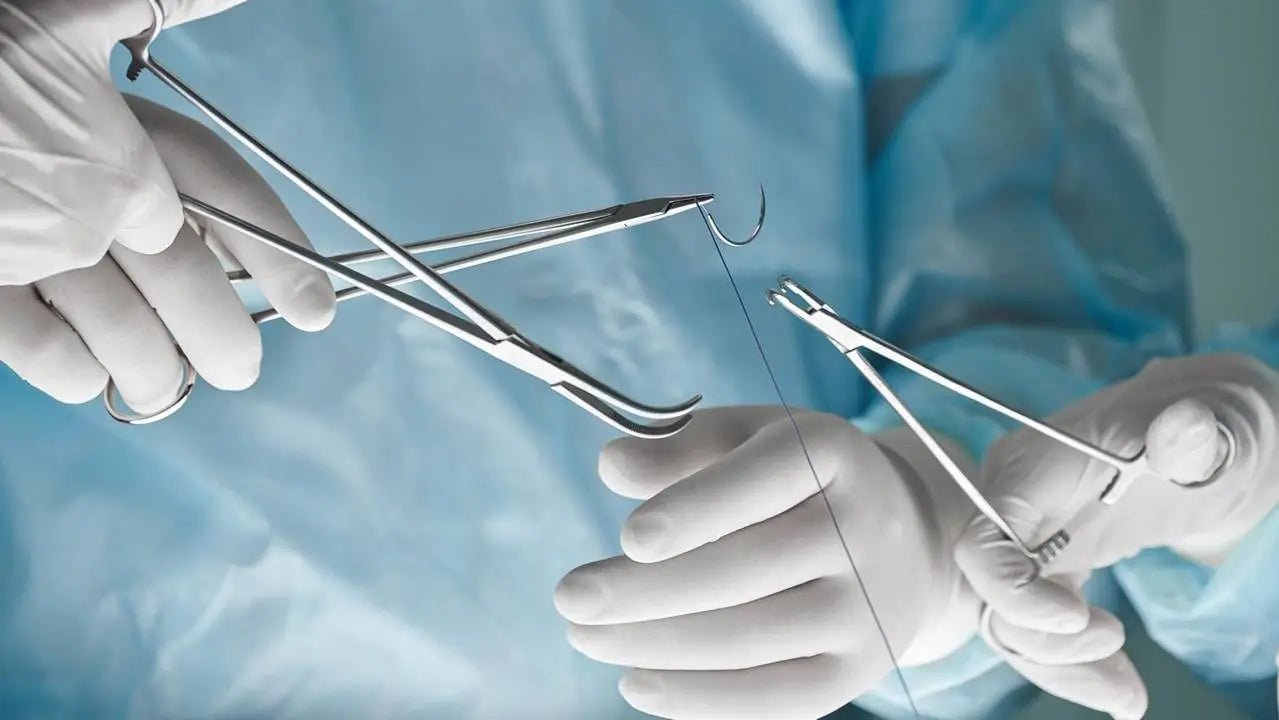 How Veterinary Suture Material Impacts Surgical Outcomes in Animals